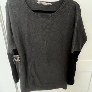 Women's Charcoal Long Sleeve Top